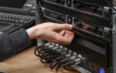 Sertar de rack Adam Hall 4U Ergo Rack Drawer Aluminim