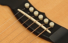 Set pini corzi și end pin Daddario Injected Molded Bridge Pins with End Pin Set of 7 Ivory