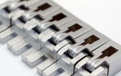 Set saddles Floydrose Floyd Rose  FRS27BSSSC - Special Series 7-String Bridge Saddles Set - Satin Chrome