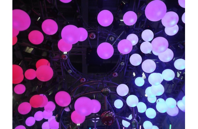 Sferă LED Eurolite LED Space Ball 35 MK3 + HST-500