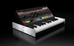 Digitális szintetizátor Roland JUPITER-08