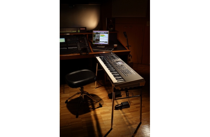 Sintetizator workstation Yamaha MOTIF XF7