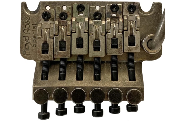FRTS4000R - Special Tremolo - Relic Nickel FRTS4000R - Special Tremolo - Relic Nickel