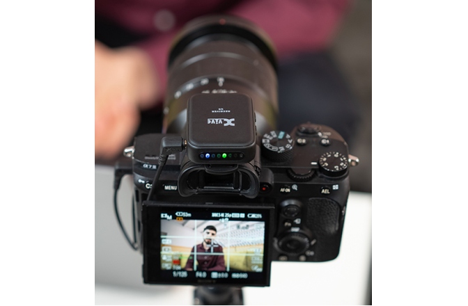 Sistem wireless camere / smartphone XVive U6 Compact Wireless Mic System