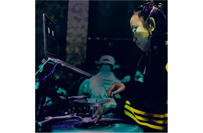 Software DJ + Extensie  Serato DJ Club-Kit - ESD