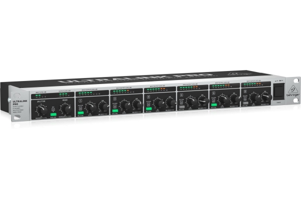 Behringer MX882 V2