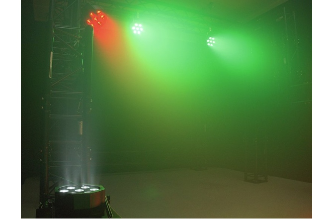 Spot LED RGBWA Eurolite LED SLS-7 HCL Floor