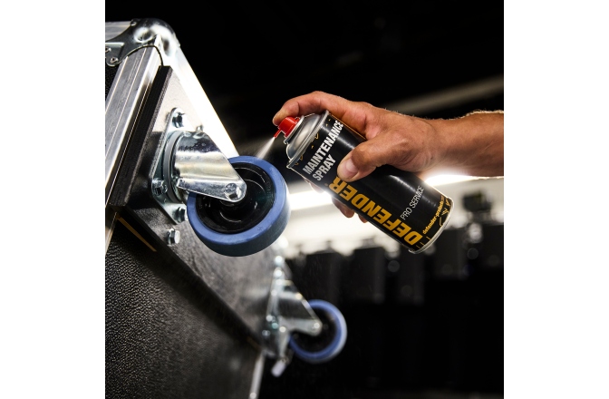 Spray de întreținere multifuncțional Defender MAINTENANCE SPRAY 400ml