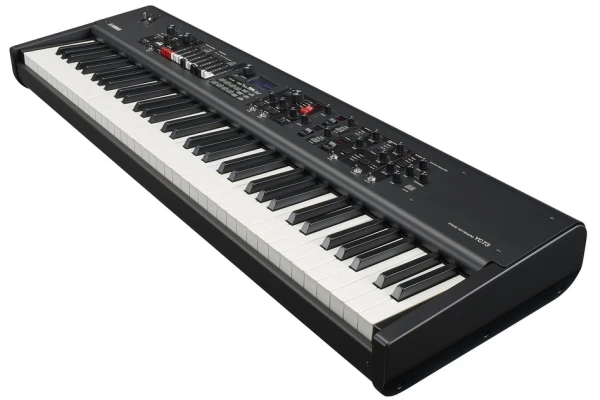 Yamaha YC73 — 4