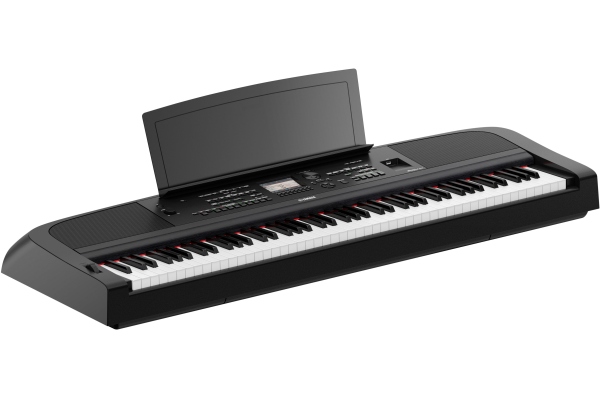 Yamaha DGX-670 Black