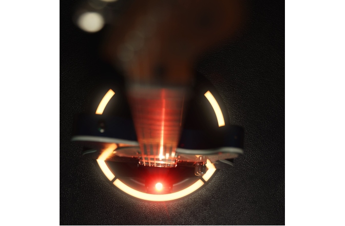 Stativ de chitara iluminat Gravity Glow Guitar Stand Neckhug