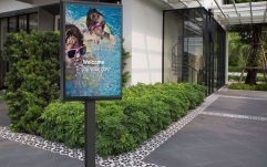 Suport display-uri LG  Vogels Kiosk outdoor pentru display LG 49XE4F-M, 49", Bezel 38.4 mm si rama Vogel's