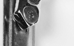 Suport pentru timbalele  Meinl bracket chrome small - for Luis Conte, Artist- und Professional Series Timbales