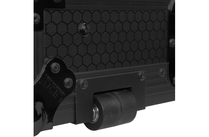 Toc de transport UDG Ultimate Flight Case Pioneer DJ Opus-Quad Black Plus (Wheels)