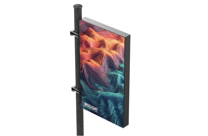 TOTEM EXT. Mixlight Afisaj exterior  P3 o fata pe stalp
