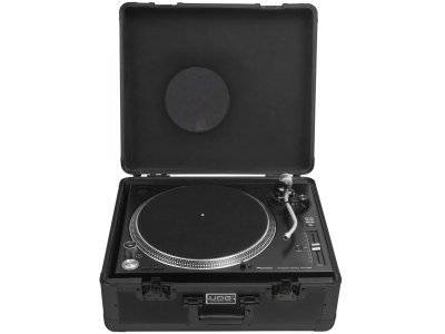 Ultimate Pick Foam Flight Case Turntable - Black
