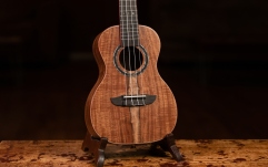 Ukukele  Ortega Timber Series Concert Ukukele - Satin open Pore + Bag