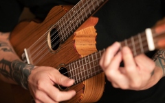 Ukulele cu Gât Dublu Ortega Custom Double Neck Ukulele HYDRA
