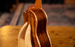 Ukulele  Ortega 30th Anniversary Series Tenor Ukulele 4 String