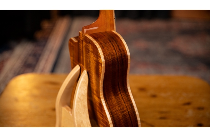 Ukulele  Ortega 30th Anniversary Series Tenor Ukulele 4 String