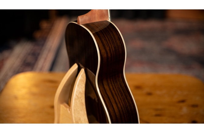 Ukulele Tenor Ortega Ghost Series Tenor Ukulele 4 String