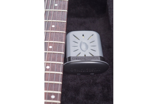 Umidificator toc chitară Music Nomad The Humitar - Instrument Case Humidifier