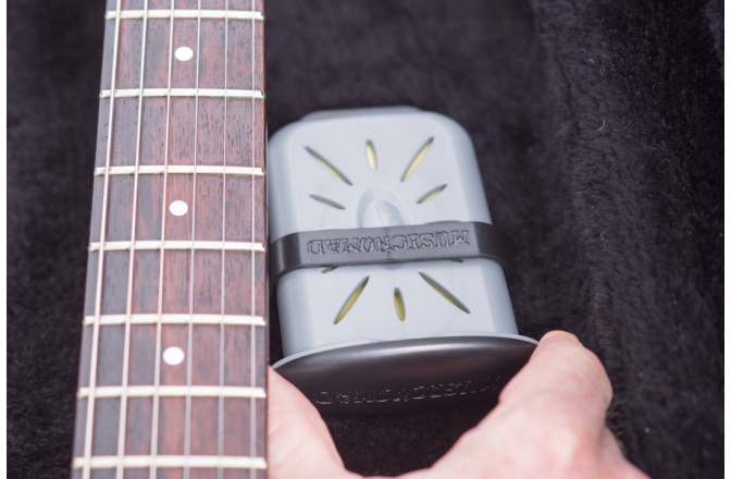 Umidificator toc chitară Music Nomad The Humitar - Instrument Case Humidifier