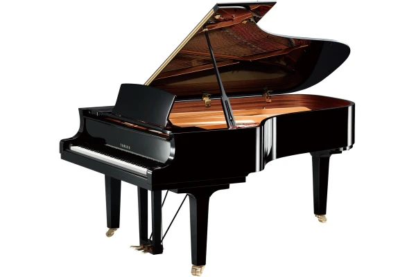 Yamaha C7X PE — 2